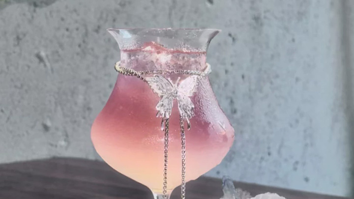 The Decorative Charm of Red Wine Glass Covers: Elevating the Drinking Experience