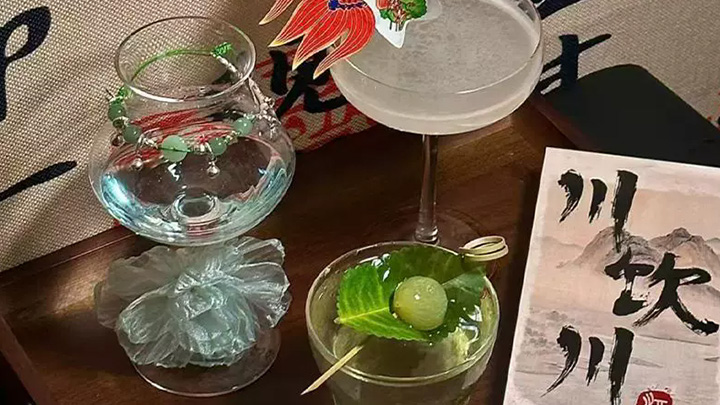 The Understated Beauty of Ordinary Glass Covers: Transforming Everyday Drinks
