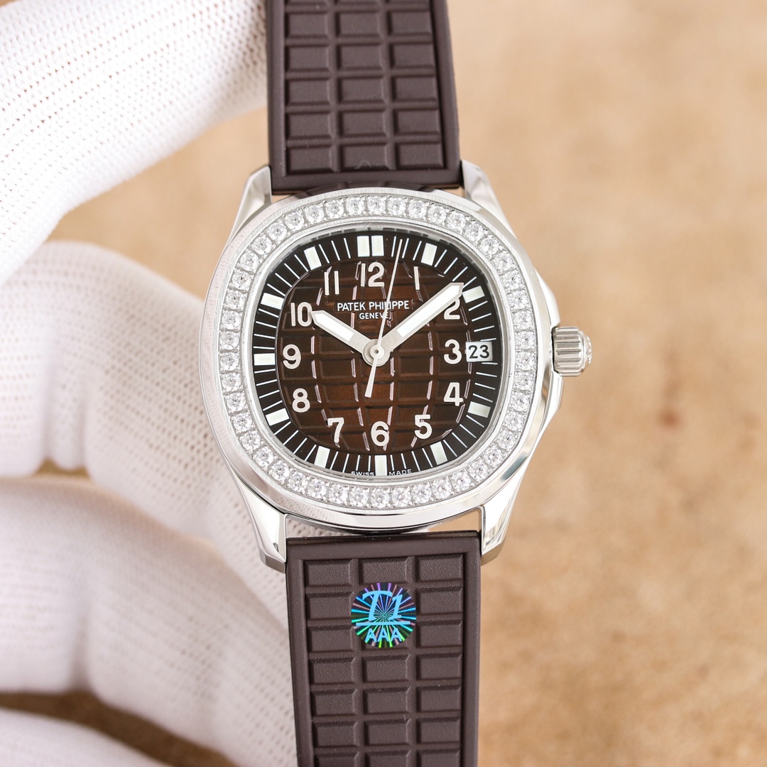Patek Philippe Aquanaut Series Mechanical Women's Grenade - Silver with Diamonds