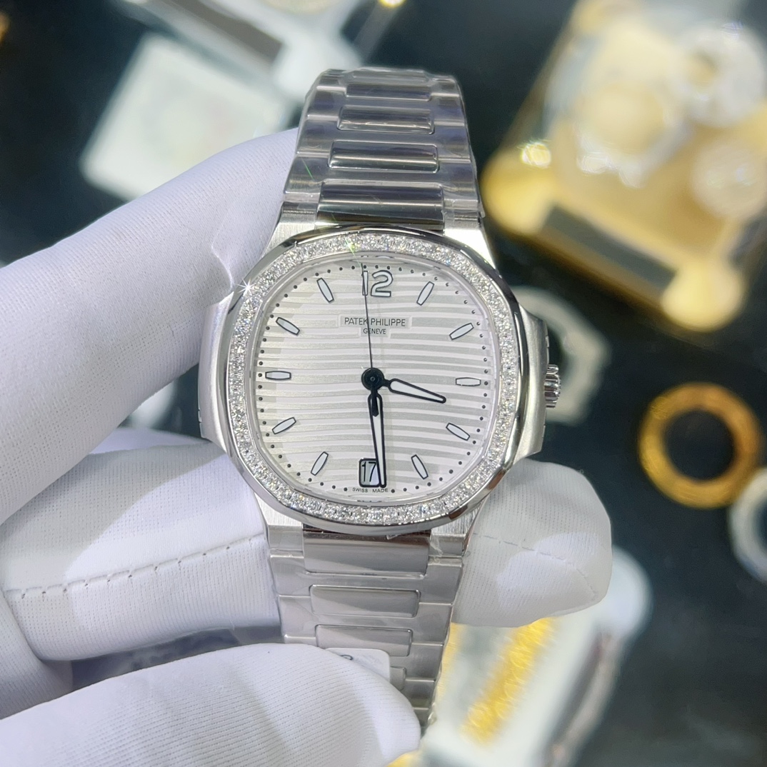 Patek Philippe [3K] 18k white gold encrusted with genuine South African diamonds