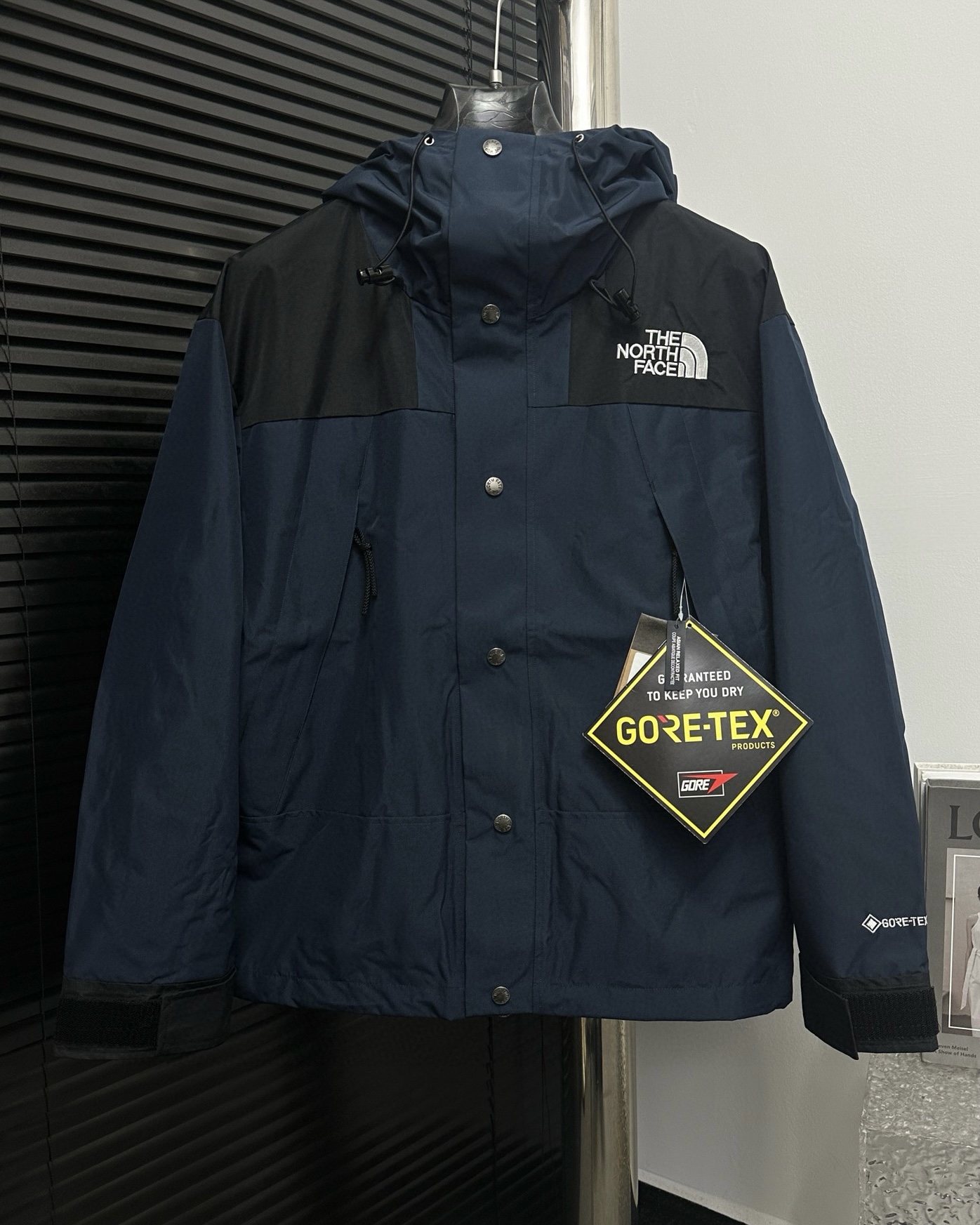 The North Face| 1990 Mountain Relaxxed EX | Jacket_KHAKI&ELECTRIC BLUE
