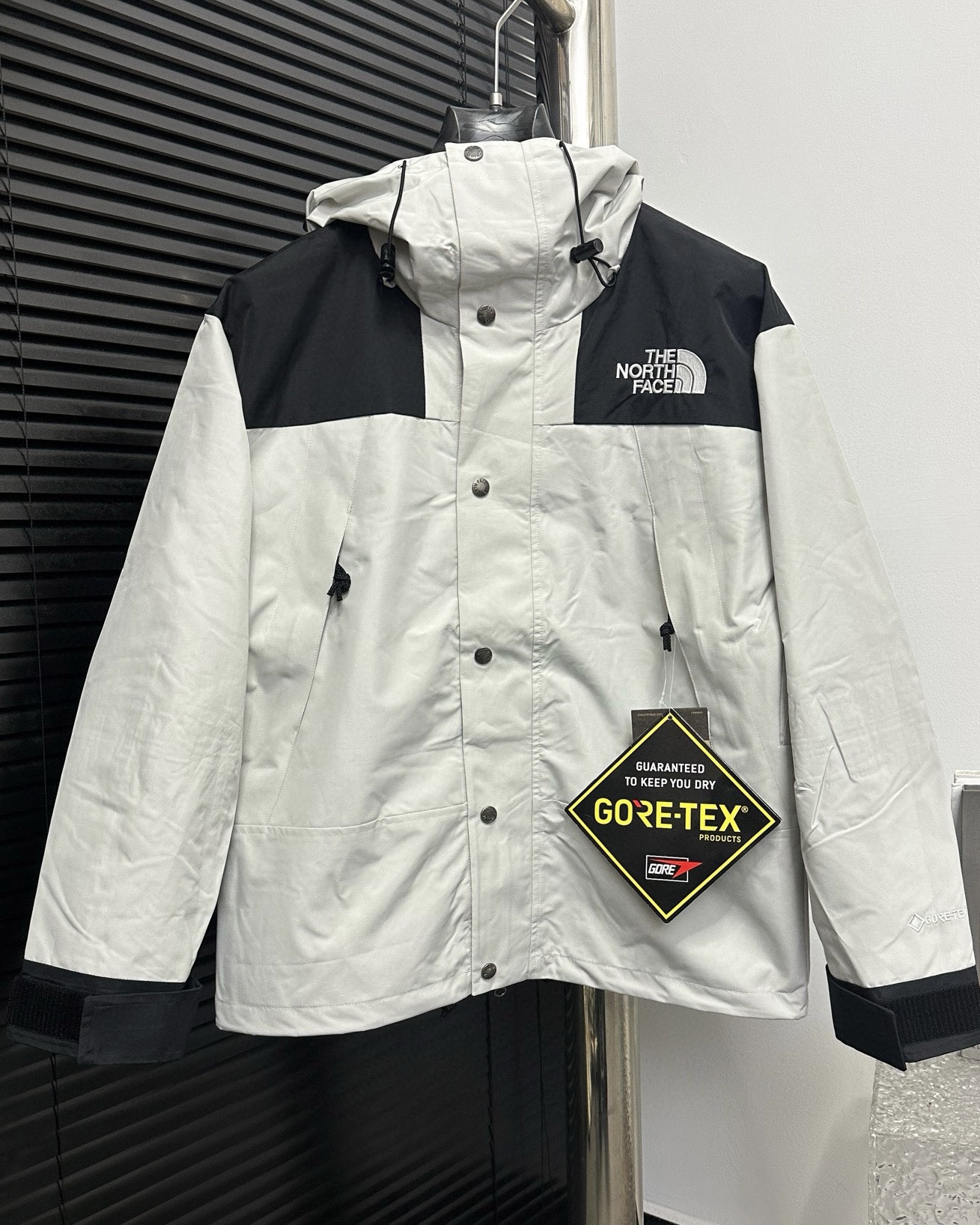 The North Face| 1990 Mountain Relaxxed EX | Jacket_BLACK&GREY WHITE