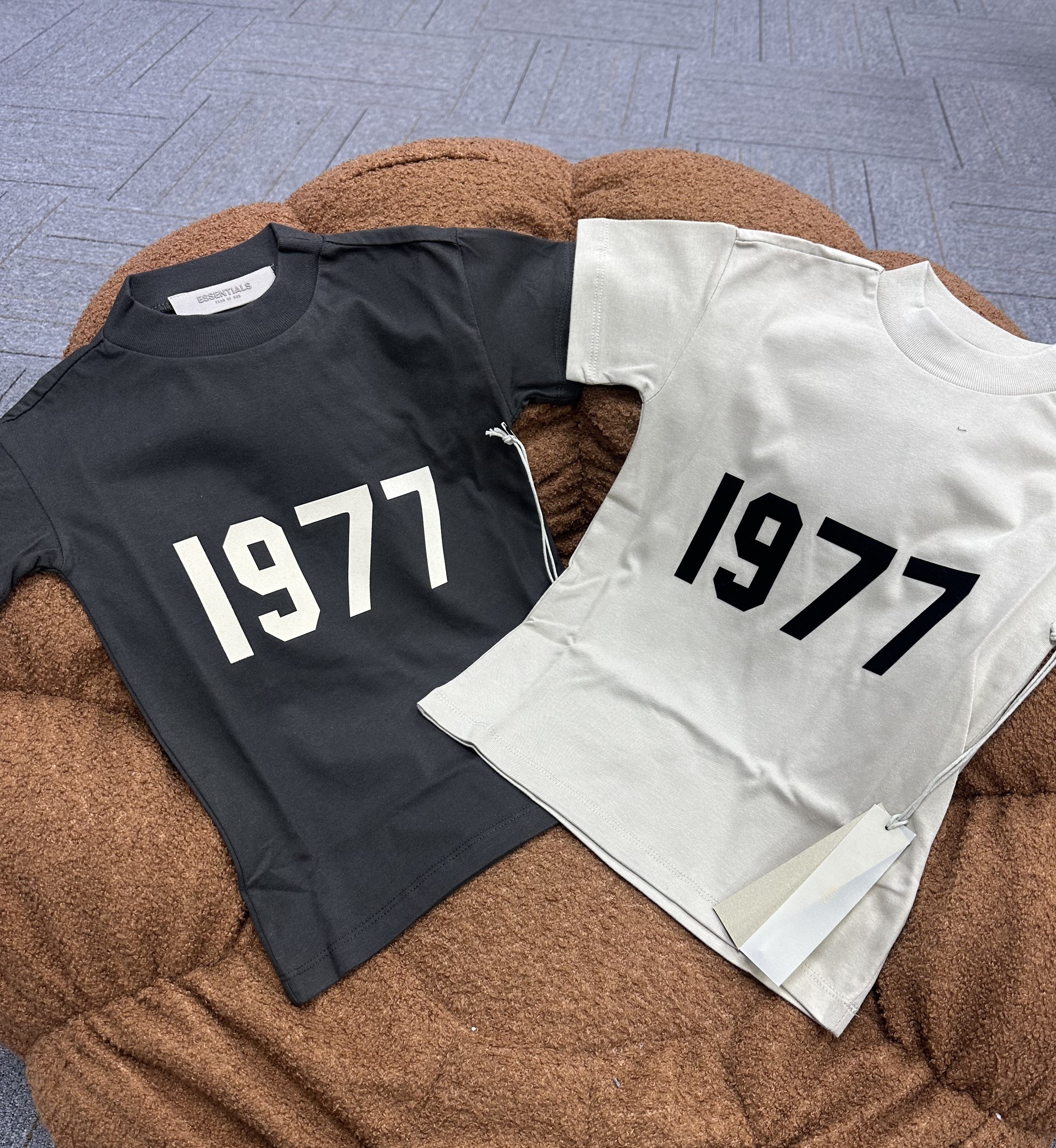 FOG essentials 1977 Kids Tee