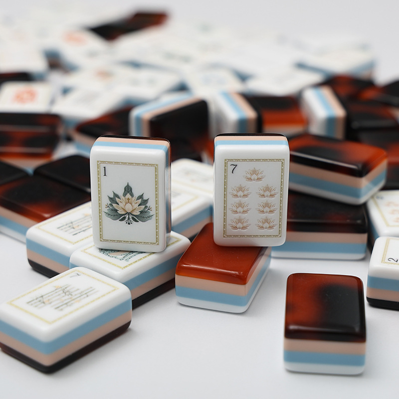 Premium tortoiseshell-colored 4-layer acrylic mahjong, 36mm, 160 tiles, a must-have for family game nights