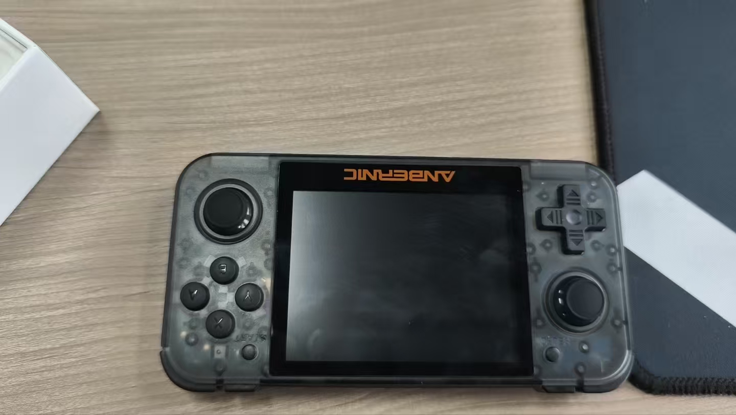 Anbernic RG350 Retro Handheld Gaming Console Open-Source Emulator Support 35 Inch IPS Screen HDMI TV Connectivity Classic NEOGEO GBA GBC FC MD PS1 Games