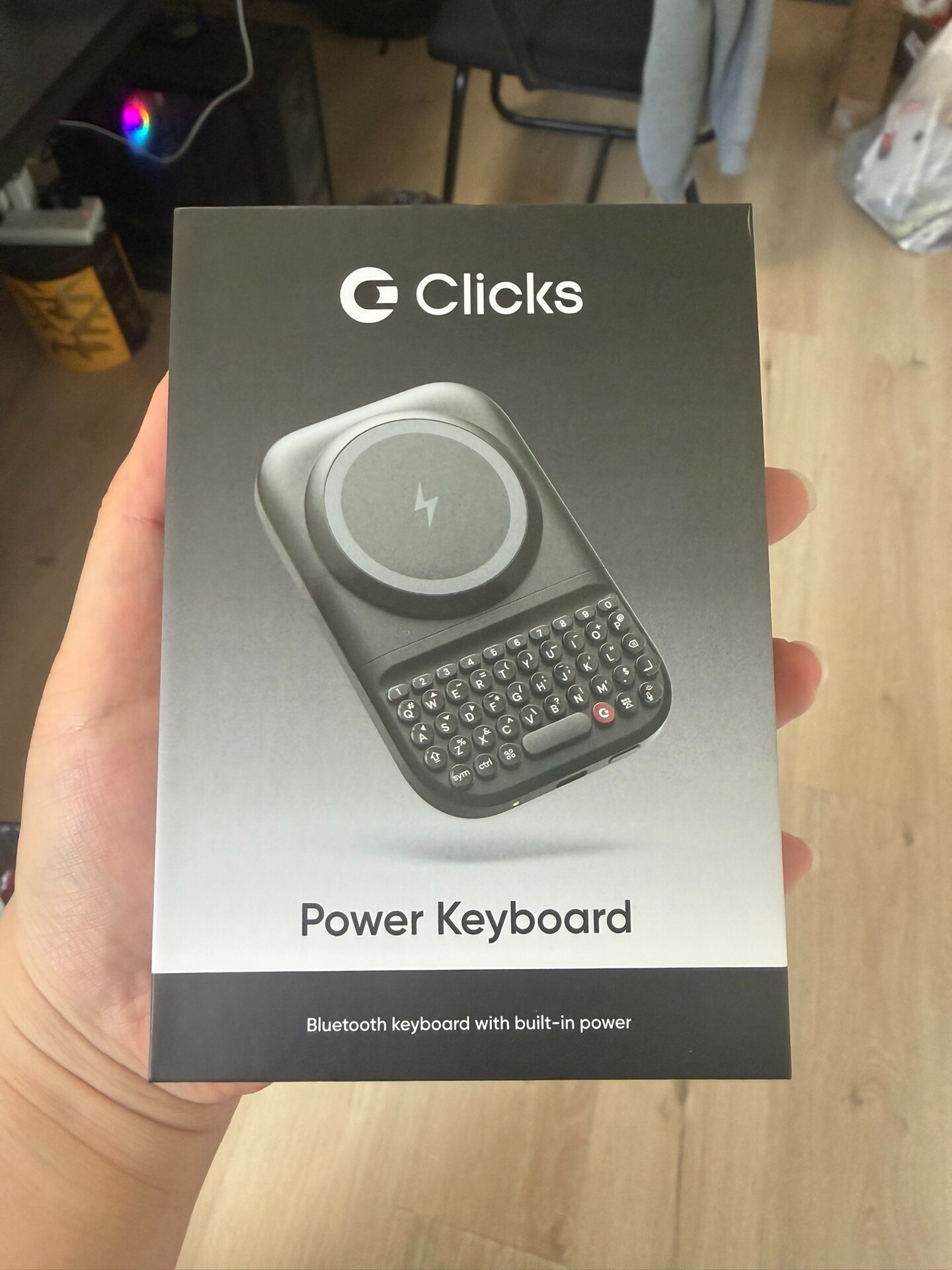 Clicks Power Keyboard Wireless magnetic portable mobile phone keypad For Apple iPhone, Android, tablet, TV, AR/VR Typing