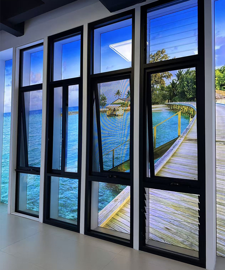 110 Series Australian hand-cranked Window