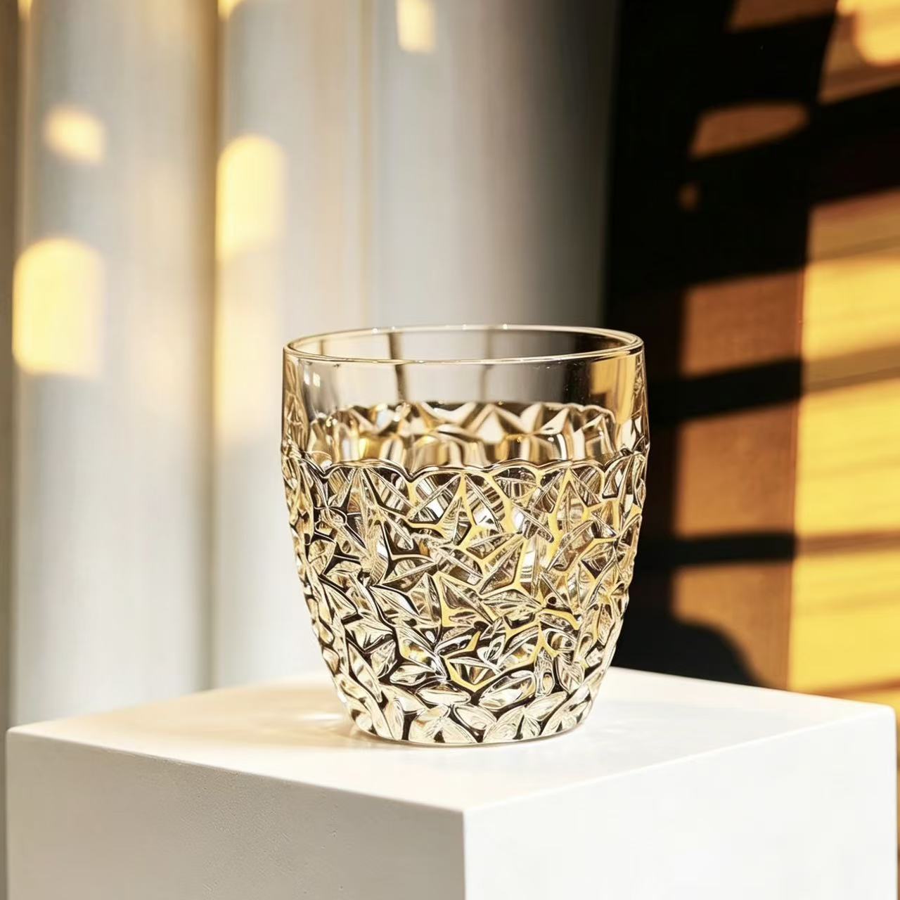 VSVEE Clear Leaf Vein Whiskey Glass | Luxury Handmade Gift