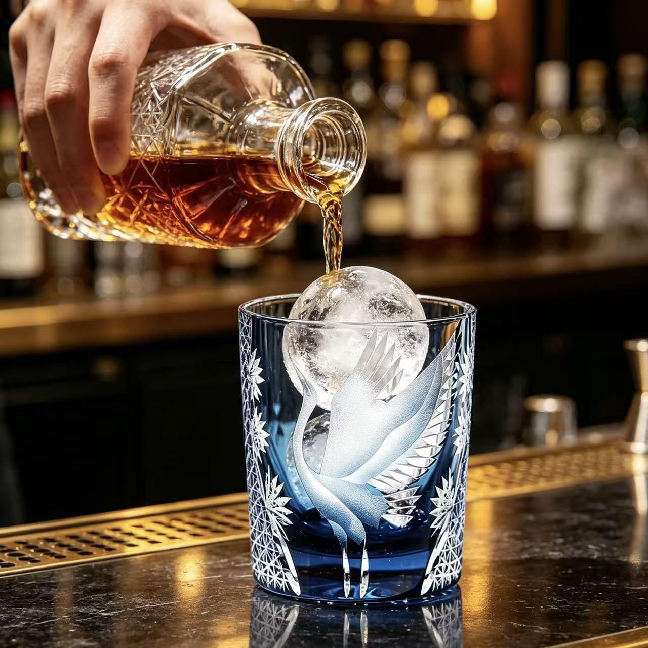 VSVEE Red Crane Edo Kiriko Whiskey Glass | Luxury Crystal Gift