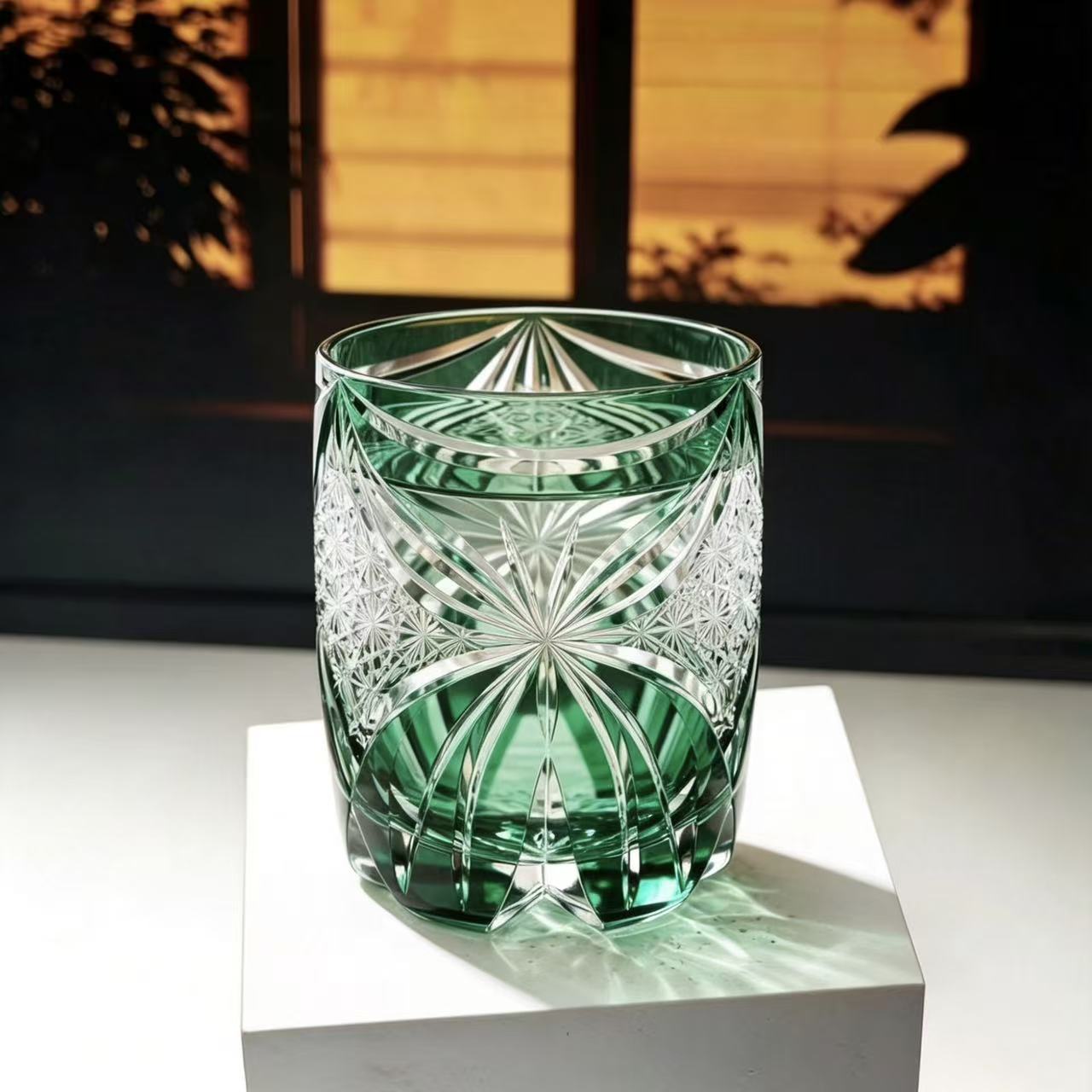 VSVEE Black Edo Kiriko Whiskey Glass | Luxury Hand Cut Crystal Gift