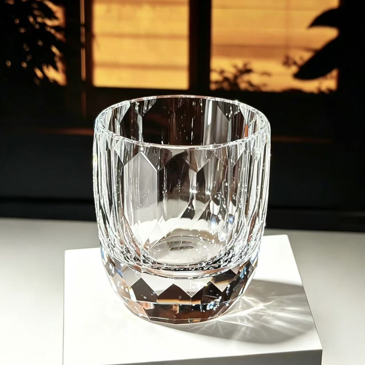 VSVEE Clear Barrel Diamond Hand-Cut Whiskey Glass | Luxury Gift