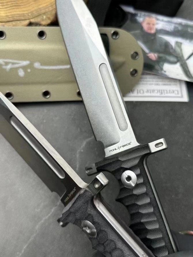 Quebec Two SW - Signature Edition Global Handheld Limited Edition