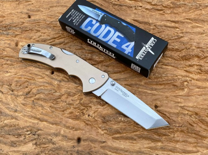 Coldsteel [Cold Steel Code 4] Taiwan version, S35vn steel belt lock. Genuine export OEM premium EDC folding knife
