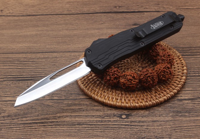 Micro technology E07 injured tooth dragon single blade straight out knife (mirror light)