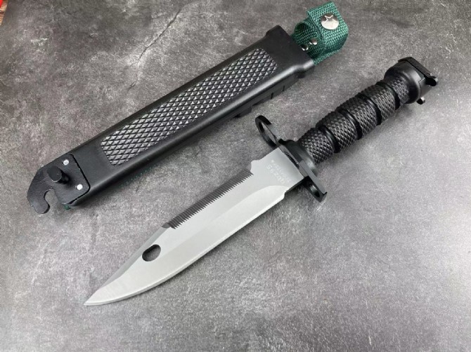 Integrated 95 Military Stinger