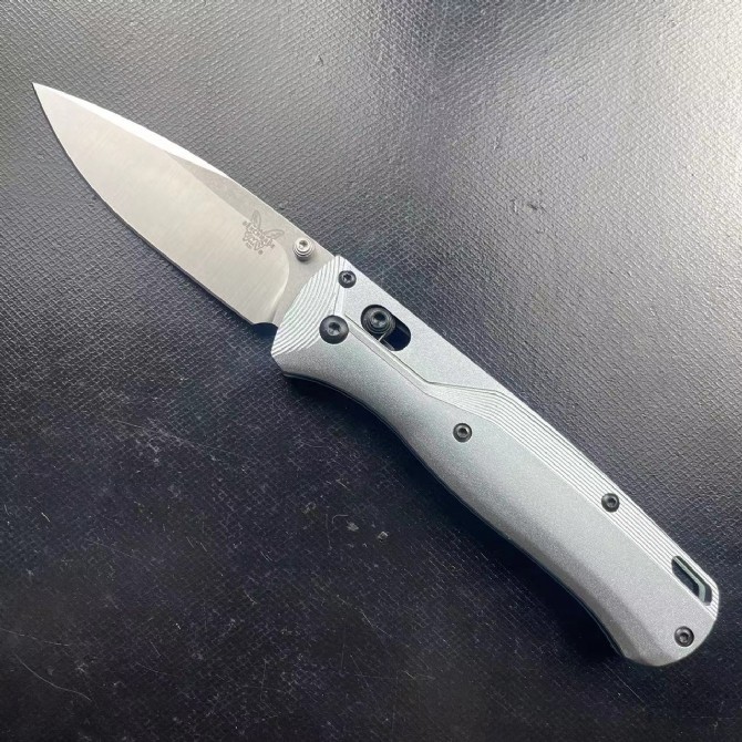 Benchmade- 535 Folding Knife (Silver Handle)
