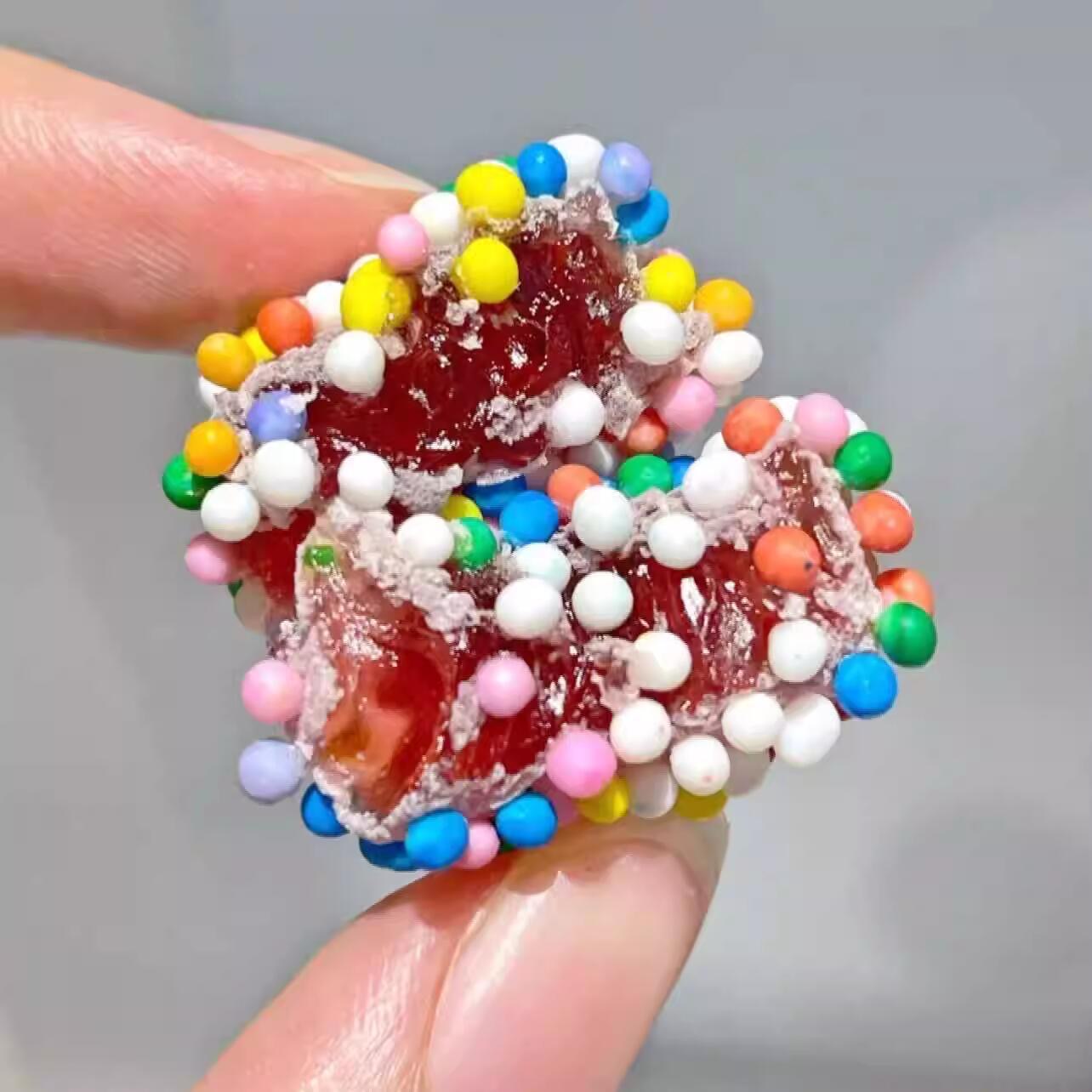 Wrap with colorful beads Gummy Candy