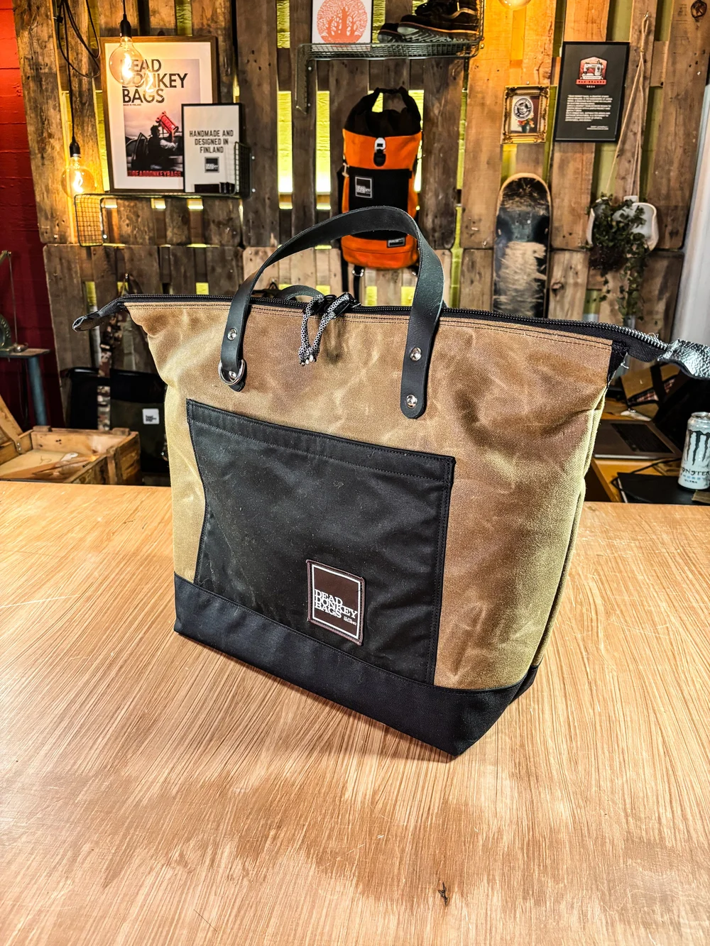 "Vintage explorer" Totebag
